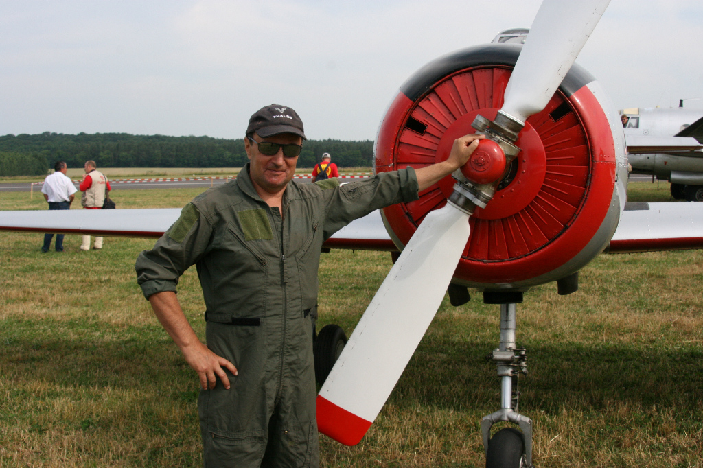 Yak-52