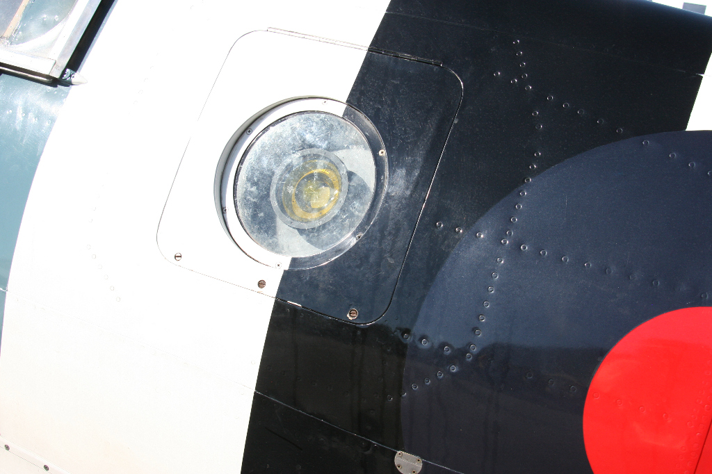 Spitfire Mk XIX PS890 F-AZJS