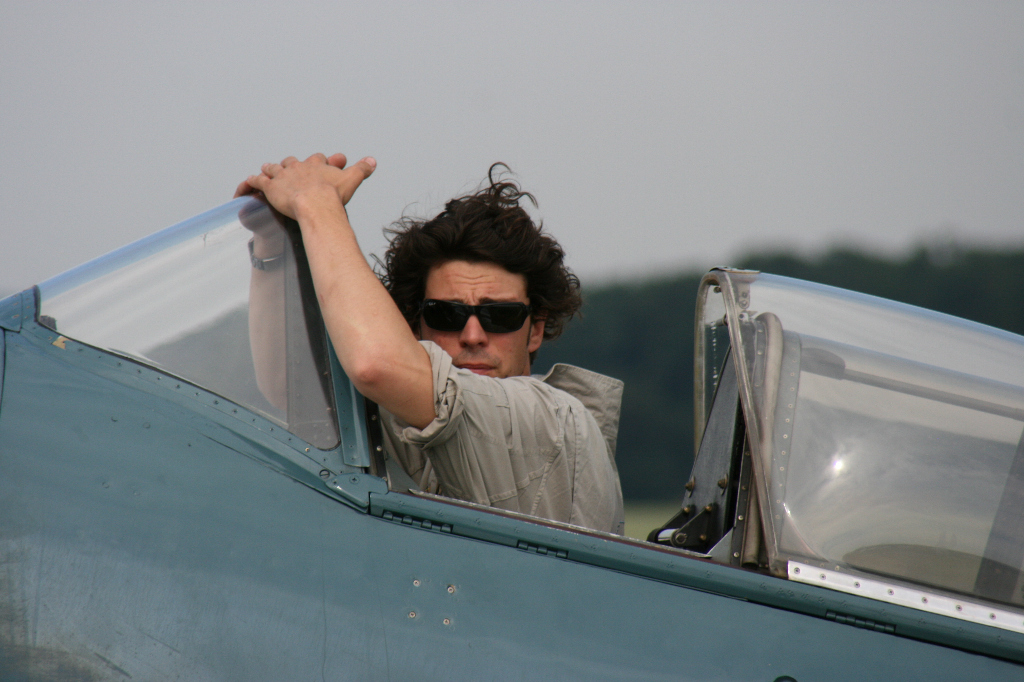 Spitfire Mk XIX PS890 F-AZJS