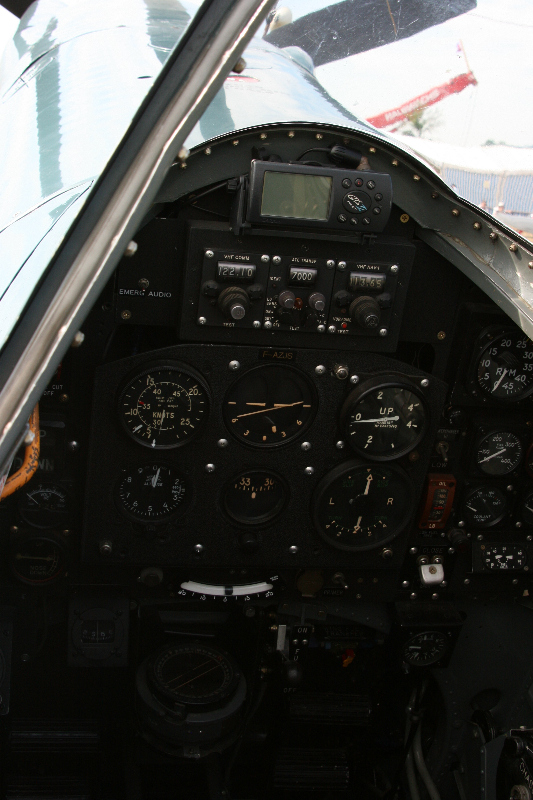 Spitfire Mk XIX PS890 F-AZJS