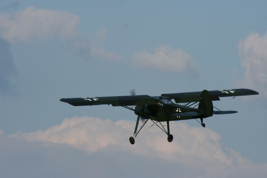 Fieseler Storch Fi156 D-EVDB von Dirk Bende