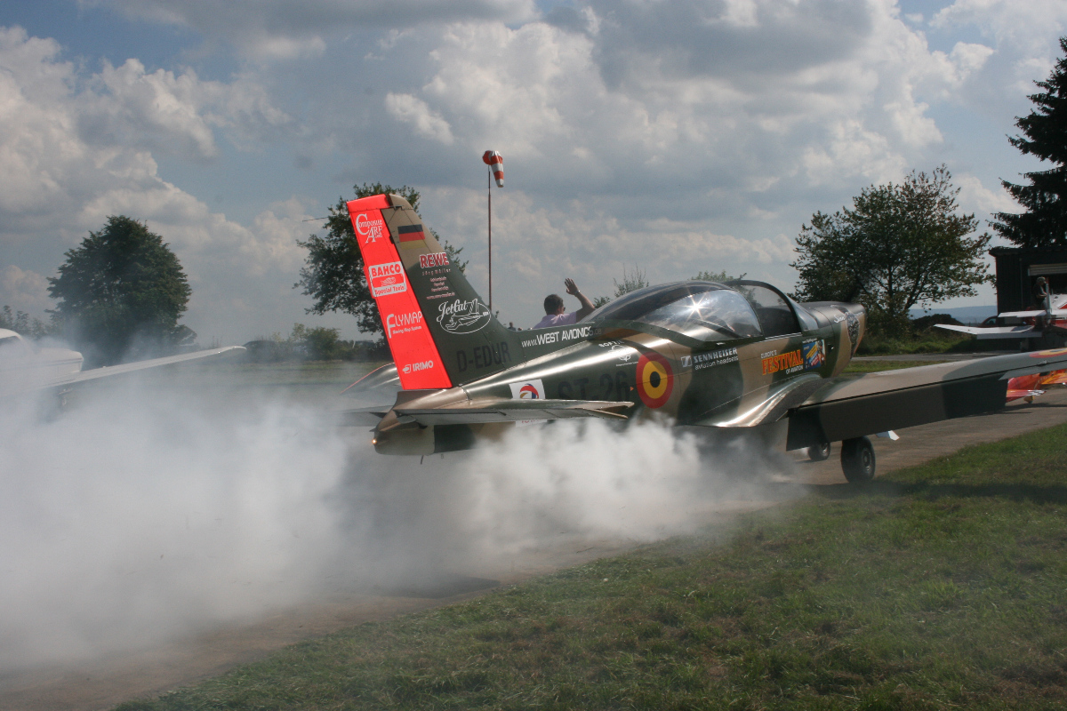 Siai Marchetti SF-260 D-EDUR Ralf Niebergall