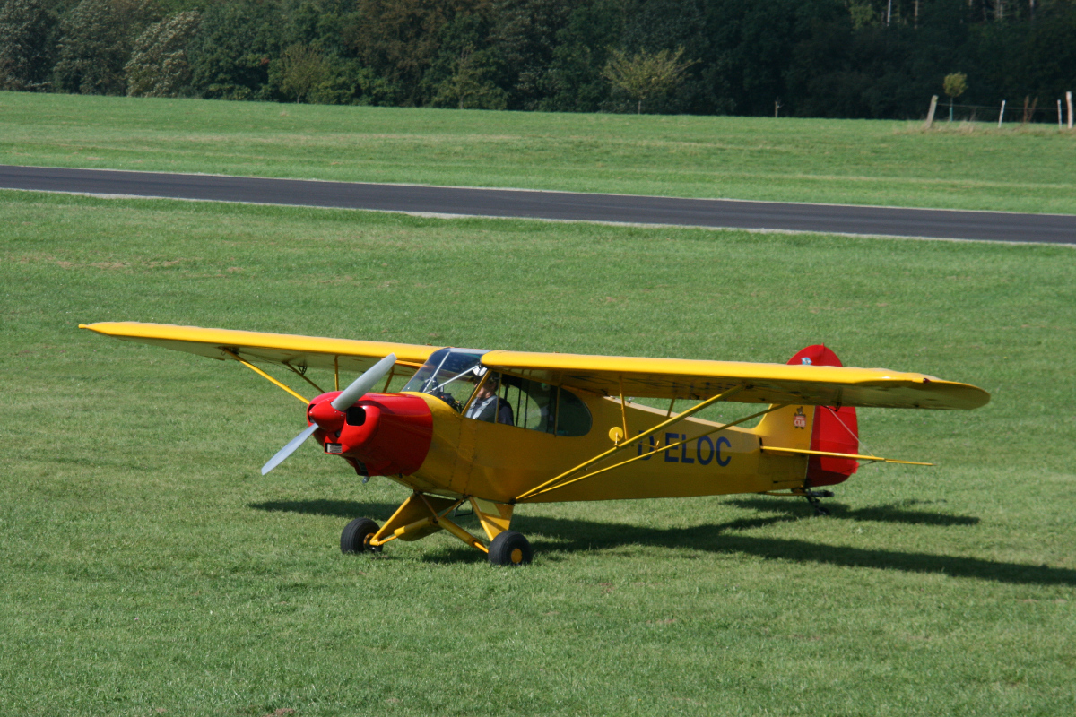 Piper PA-18-150 D-ELOC