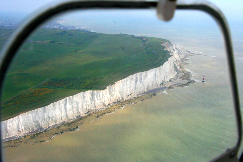 Piper Arrow III vor Beachy Head (Sdkste England)