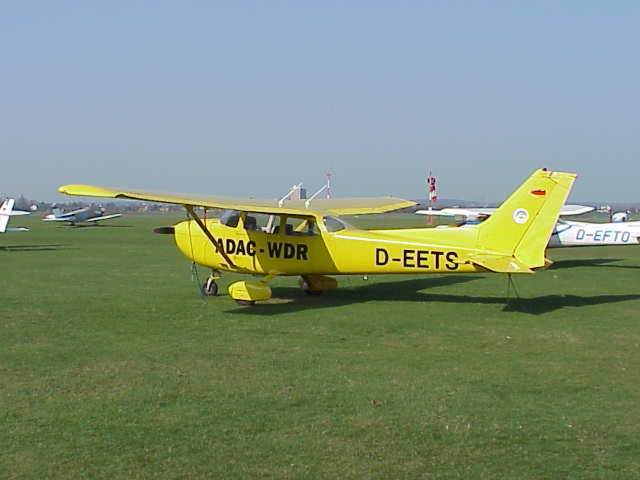 Cessna C172 D-EETS des ADAC / WDR