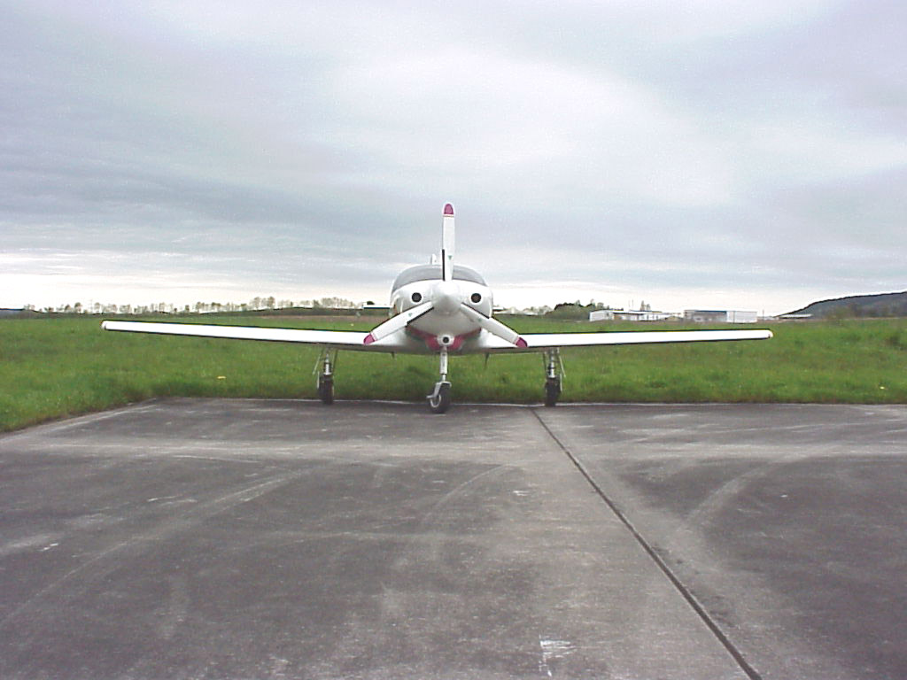 Lancair 320 D-EAZW