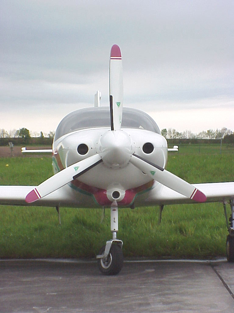 Lancair 320 D-EAZW