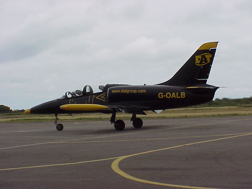 L-39 Albatros G-OALB