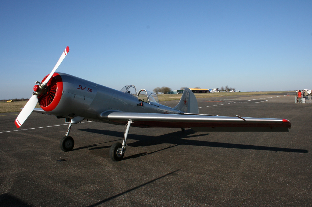 Yak-50