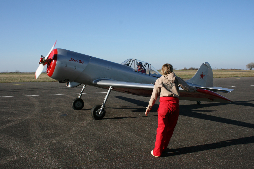 Yak-50