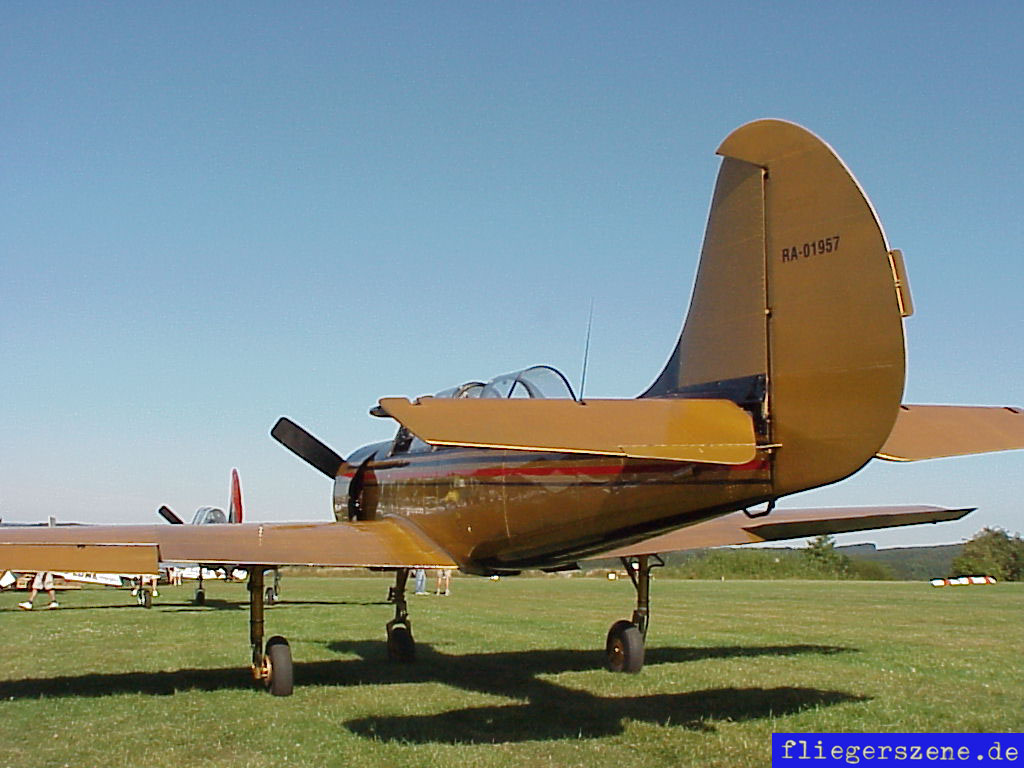 Yakovlev Yak-52