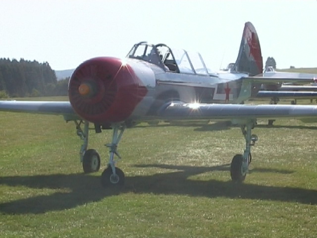 Yak-52