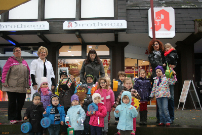Preisverleihung - Laternen basteln 2013